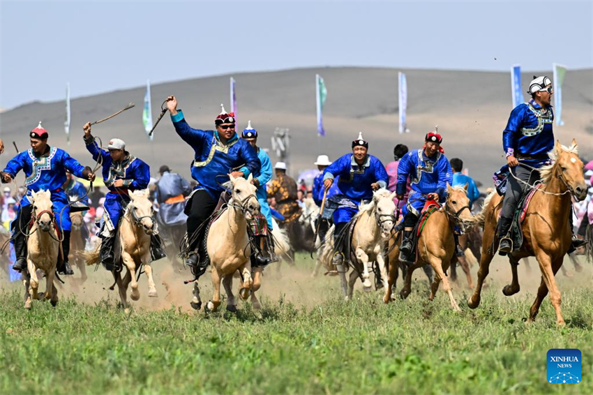 Mongólia Interior realiza 34o Festival de Naadam