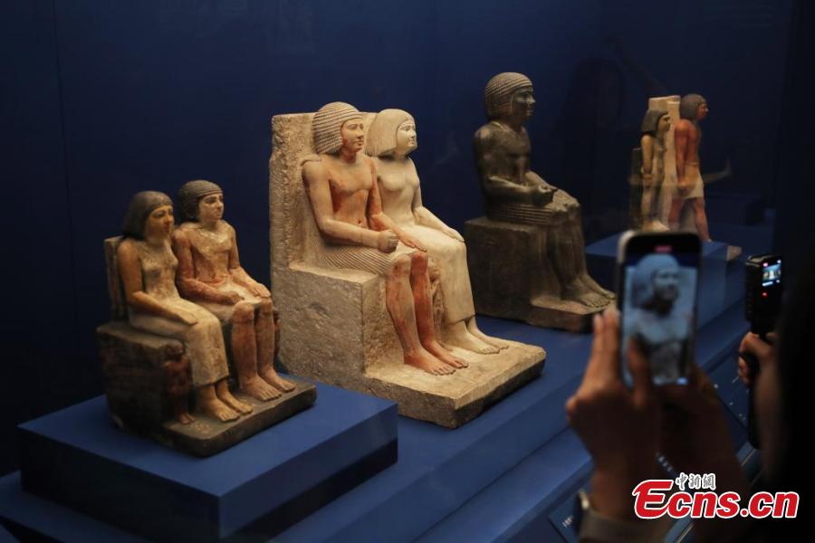788 artefatos do Antigo Egito brilham em grande exposi??o