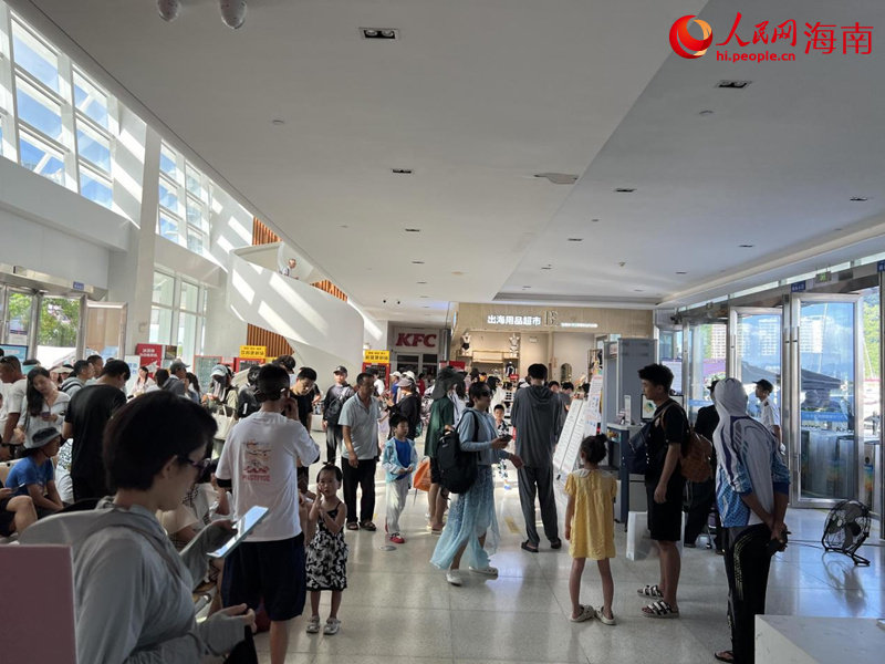 Indústria de iates de Sanya avan?a rumo ao desenvolvimento de alta qualidade