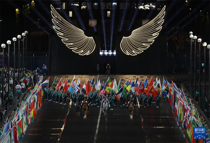 Cerim?nia histórica de abertura no Rio Sena dá início oficial aos Jogos Olímpicos de Paris 2024