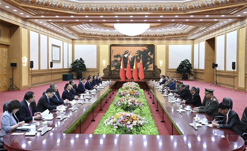 Xi Jinping realiza conversa??es com o presidente de Timor-Leste e pede promo??o dos la?os bilaterais