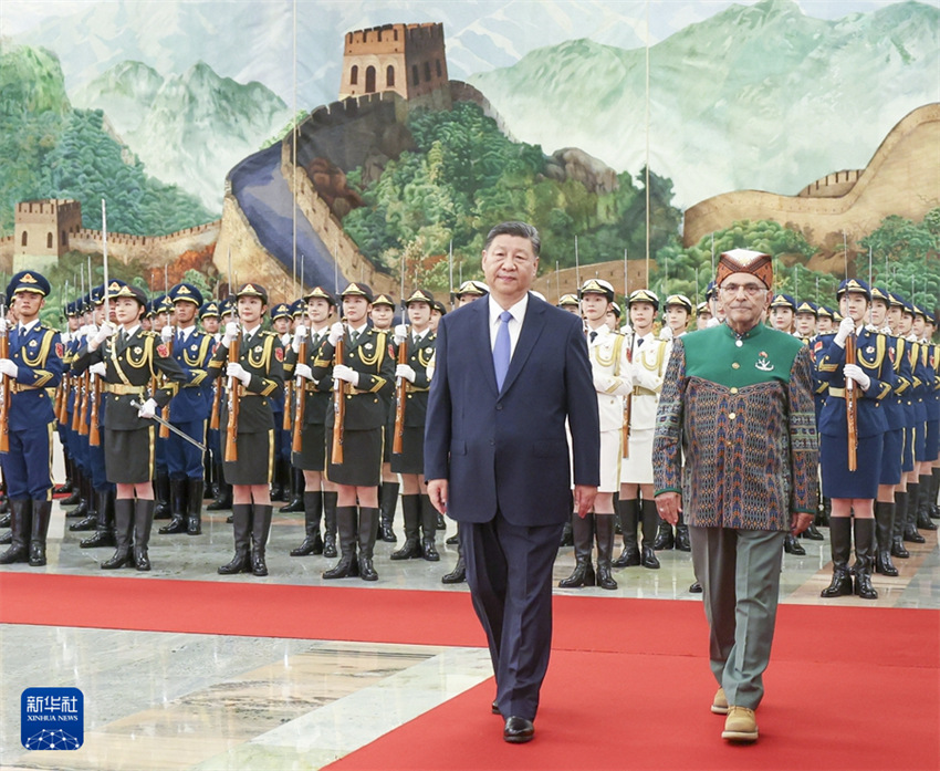 Xi Jinping realiza conversa??es com o presidente de Timor-Leste e pede promo??o dos la?os bilaterais