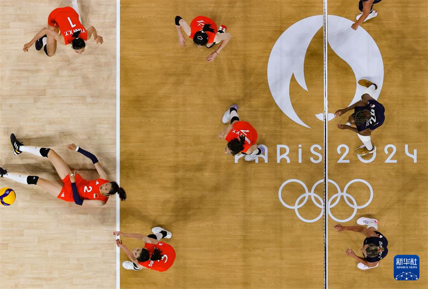 China come?a vitoriosa contra os EUA no v?lei feminino