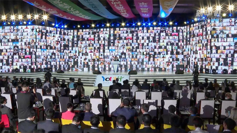 Jovens do mundo se reúnem em Beijing para discutir intercambios de civiliza??es e aprendizado mútuo