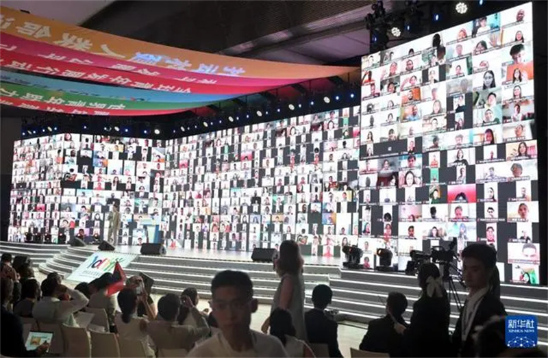 Jovens do mundo se reúnem em Beijing para discutir intercambios de civiliza??es e aprendizado mútuo