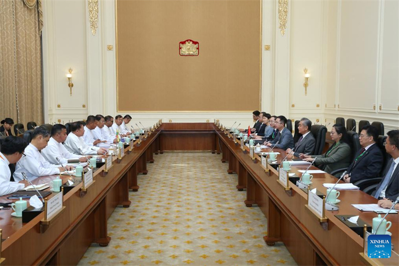 China apoia reconcilia??o política antecipada em Mianmar e aprofundará coopera??o bilateral, diz chanceler chinês