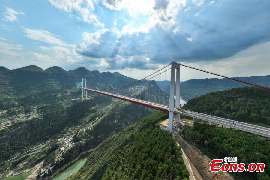 Guizhou: constru??o da grande ponte do rio Tongzi será concluída