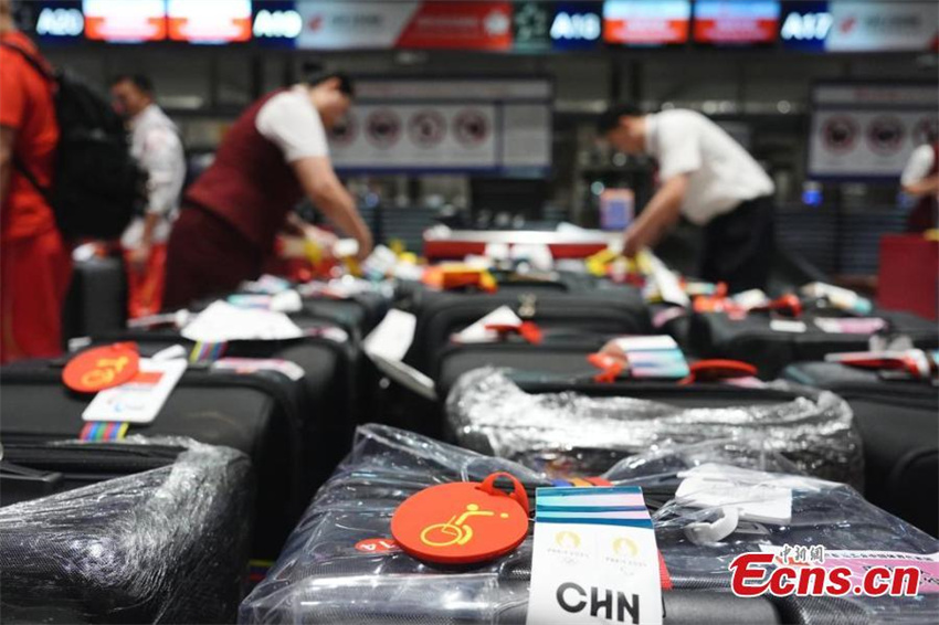 Delega??o paralímpica da China parte para Paris