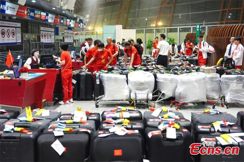 Delega??o paralímpica da China parte para Paris