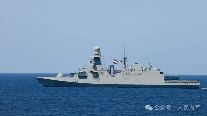 China e Egito realizam exercício naval conjunto no Mar Mediterraneo