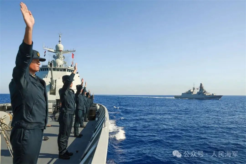 China e Egito realizam exercício naval conjunto no Mar Mediterraneo