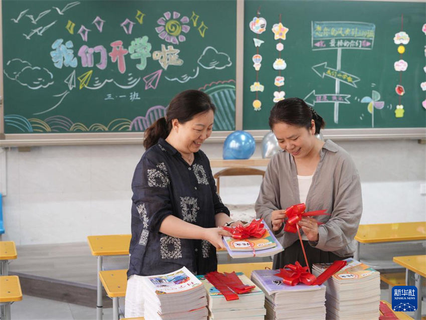 Novo semestre letivo prestes a come?ar em toda a China