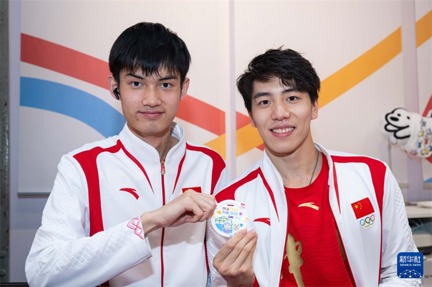 Atletas olímpicos chineses do continente visitam Macau