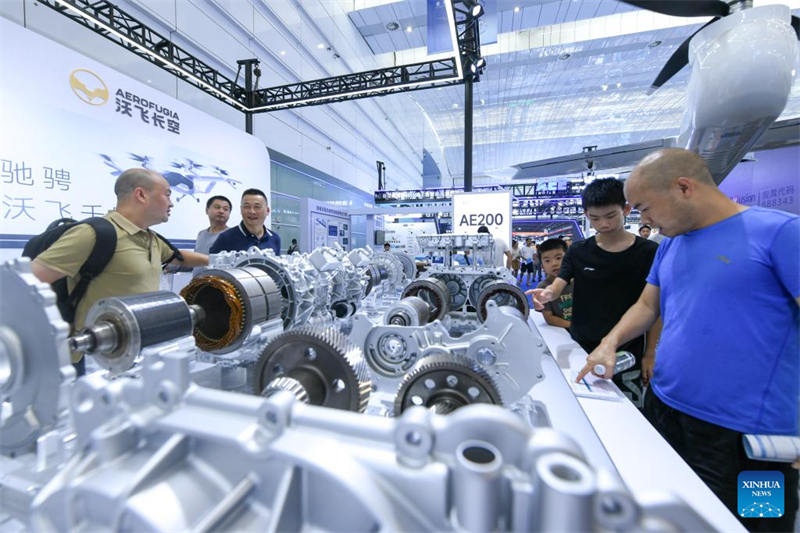 Exposi??o destaca conquistas na indústria de baterias e cadeias de suprimentos na Conferência Mundial de Baterias de Energia de 2024