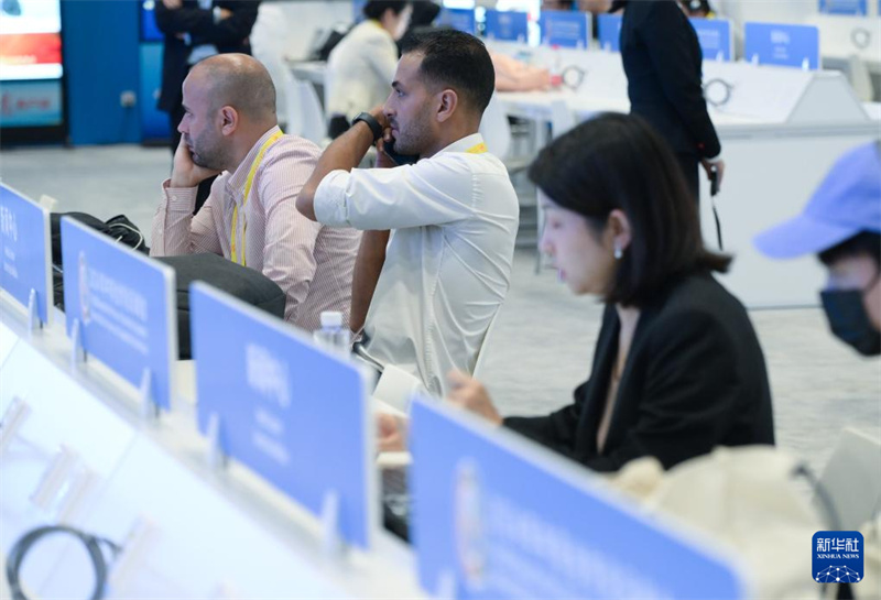 Centro de Imprensa do Fórum de Coopera??o China-áfrica dá as boas-vindas a repórteres de vários países