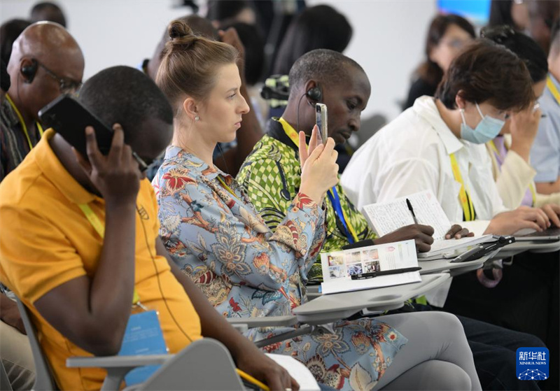 Centro de Imprensa do Fórum de Coopera??o China-áfrica dá as boas-vindas a repórteres de vários países