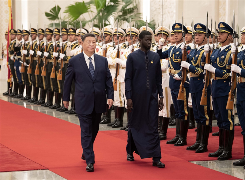 FOCAC: Xi Jinping realiza conversas com presidente senegalês