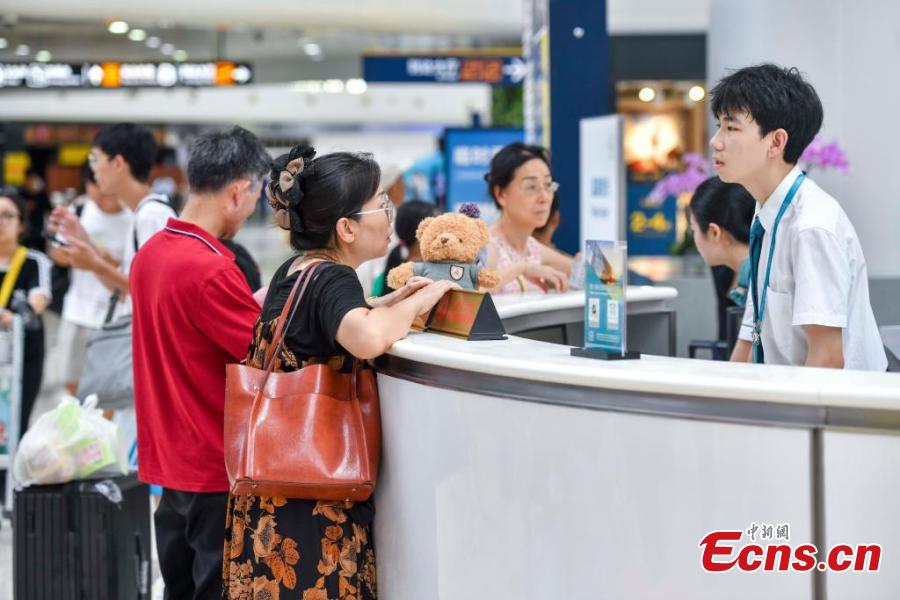 Aeroporto em Haikou retoma opera??o após supertuf?o Yagi