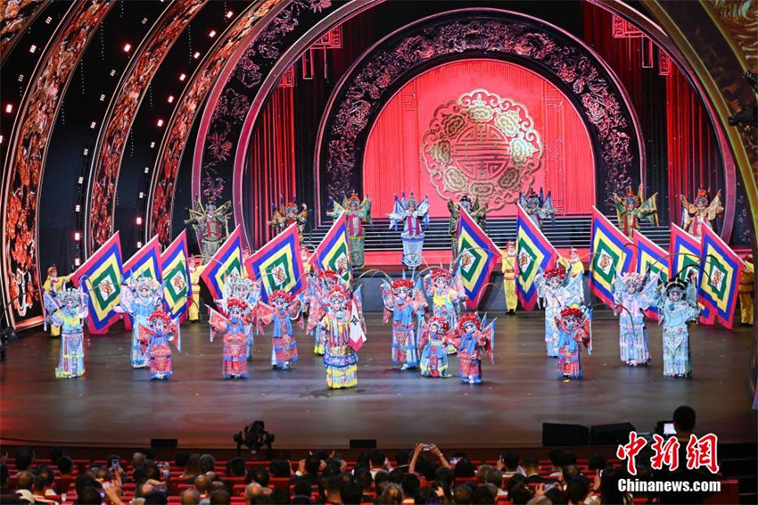 Apresenta??o especial do Fórum Cultural de Beijing desbloqueia jornada cultural chinesa