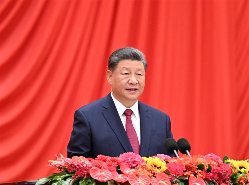 Xi Jinping pede maiores conquistas e contribui??es nacionais para paz e desenvolvimento da humanidade