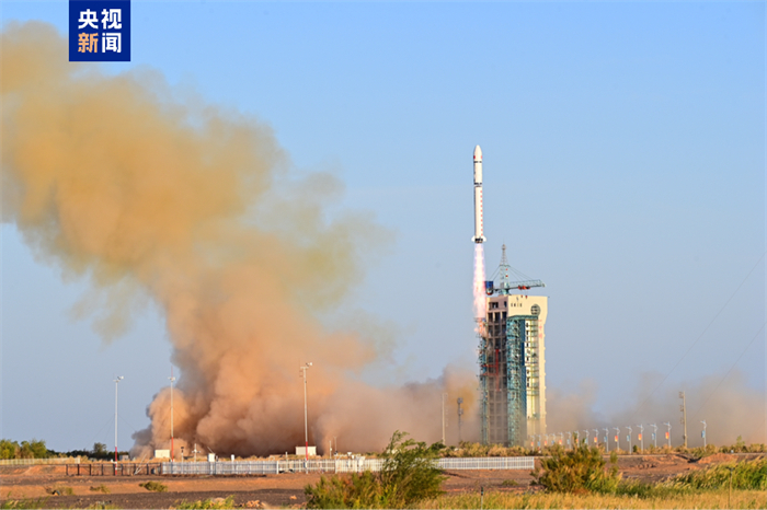 China recupera primeiro satélite de teste reutilizável e retornável