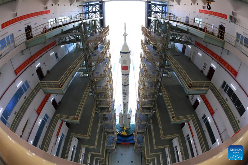 China se prepara para lan?ar nave espacial tripulada Shenzhou-19