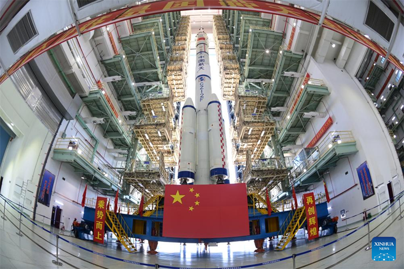 China se prepara para lan?ar nave espacial tripulada Shenzhou-19