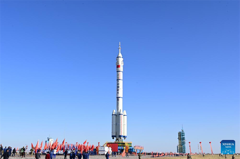 China se prepara para lan?ar nave espacial tripulada Shenzhou-19