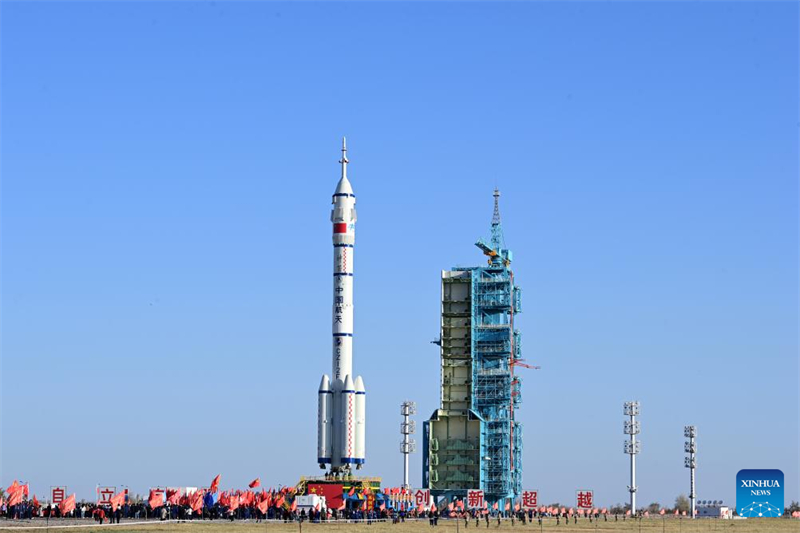 China se prepara para lan?ar nave espacial tripulada Shenzhou-19