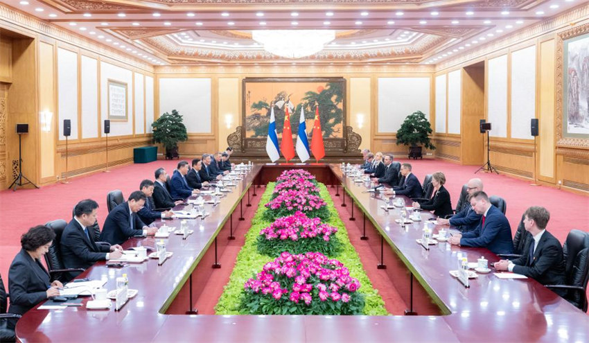 Xi Jinping incentiva mais coopera??o China-Finlandia em setores emergentes