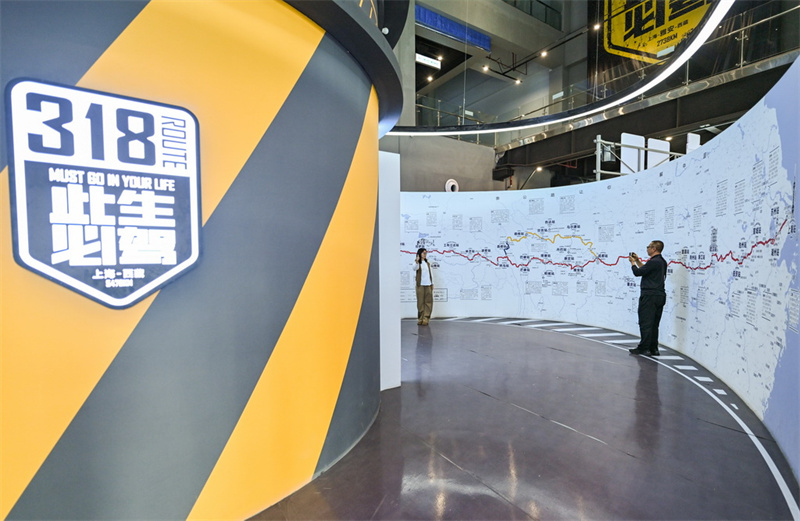 Estrada Sichuan-Xizang torna-se referência de turismo cultural