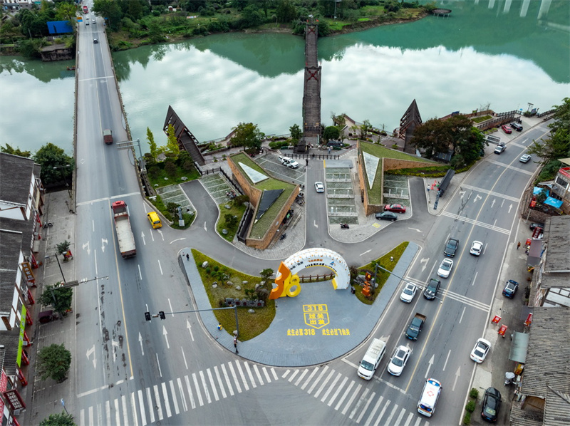 Estrada Sichuan-Xizang torna-se referência de turismo cultural