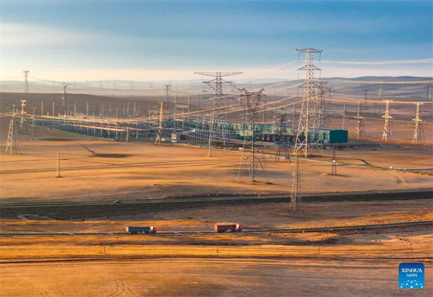 Novo projeto de ultra-alta tens?o come?a a operar no norte da China