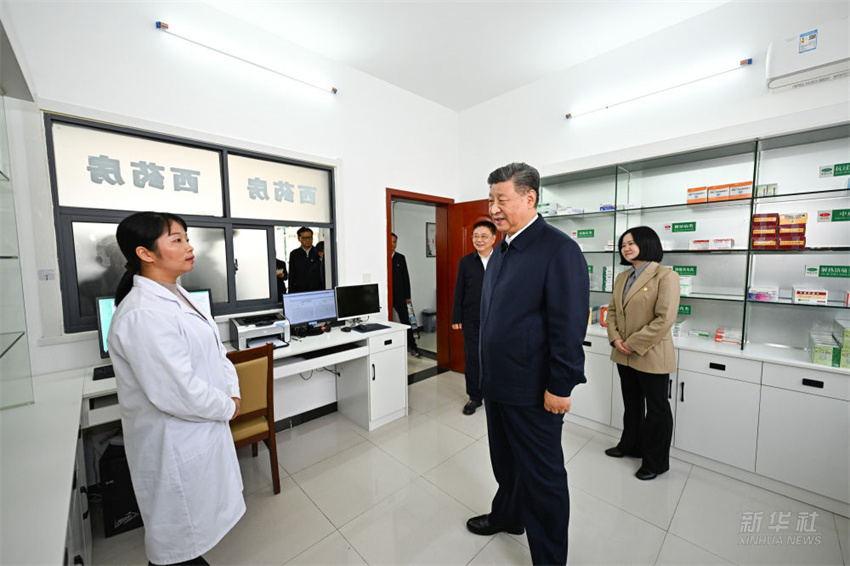 Xi Jinping inspeciona Província de Hubei, no centro da China