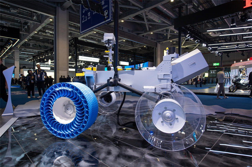 Galeria: produtos e tecnologias de produtividade de nova qualidade s?o exibidos na 7a CIIE