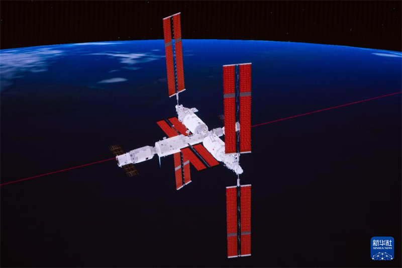 Nave de carga chinesa Tianzhou-8 atraca na esta??o espacial Tiangong