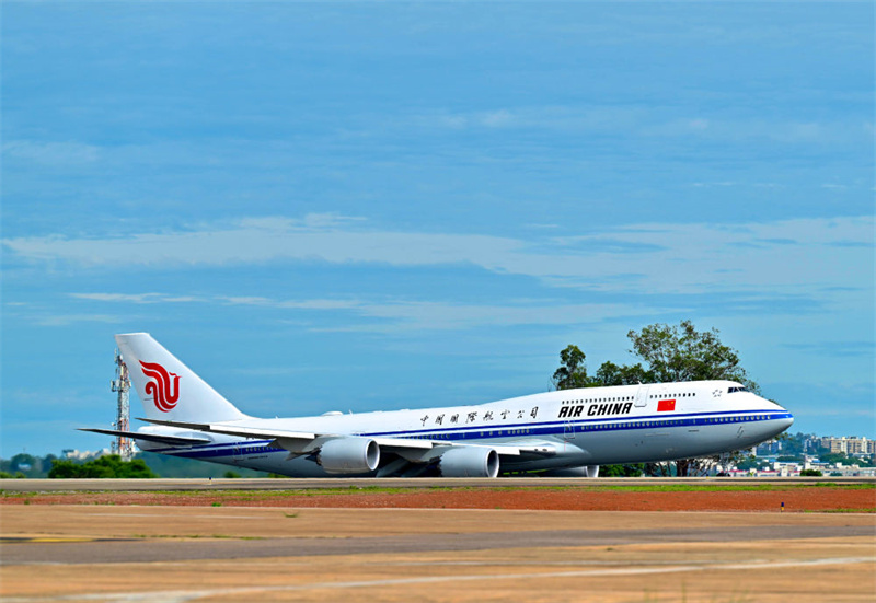 Xi Jinping deixa Brasília após cúpula do G20 e visita de Estado ao Brasil