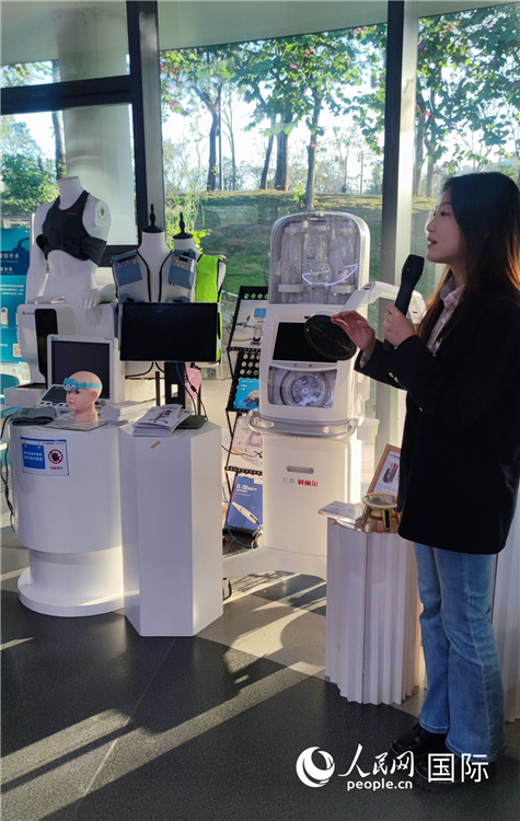 Shenzhen: Intera??o envolvente desperta encanto pela ciência e tecnologia