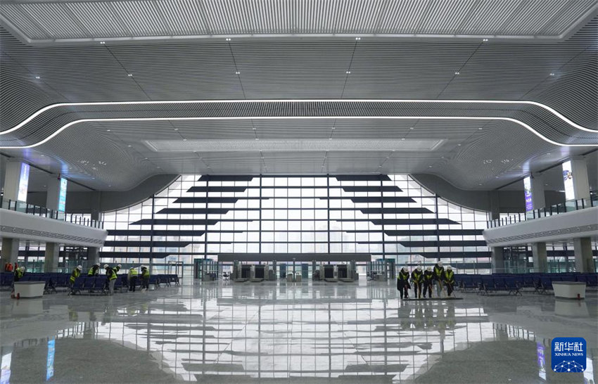 Jiangxi: termina constru??o da esta??o ferroviária de Lushan