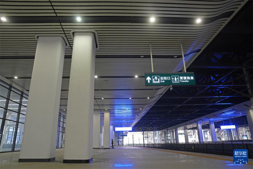 Jiangxi: termina constru??o da esta??o ferroviária de Lushan