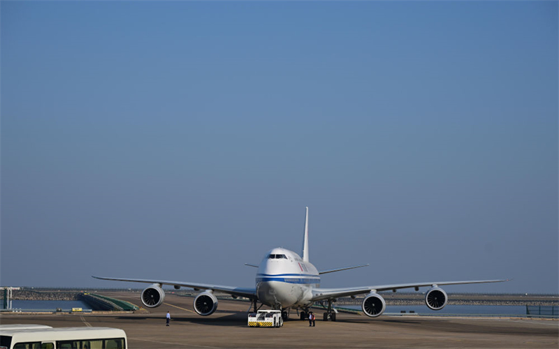 Xi Jinping deixa Macau após celebra??es de aniversário e viagem de inspe??o