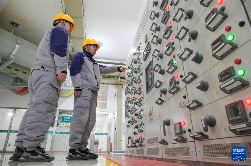 Maior usina elétrica de armazenamento por bombeamento é colocada em opera??o