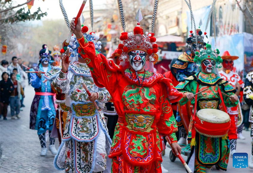 Dia de Ano Novo comemorado em toda a China