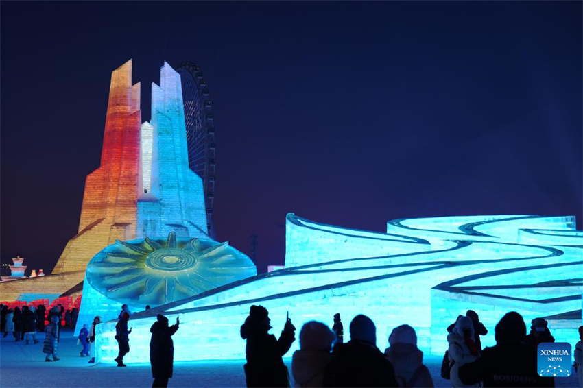 41o Festival Internacional de Gelo e Neve é inaugurado em Harbin