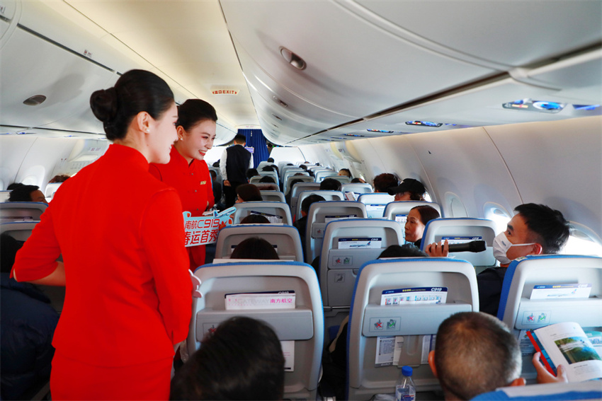 Jatos C919 s?o mobilizados enquanto a corrida de viagens do Festival da Primavera da China come?a