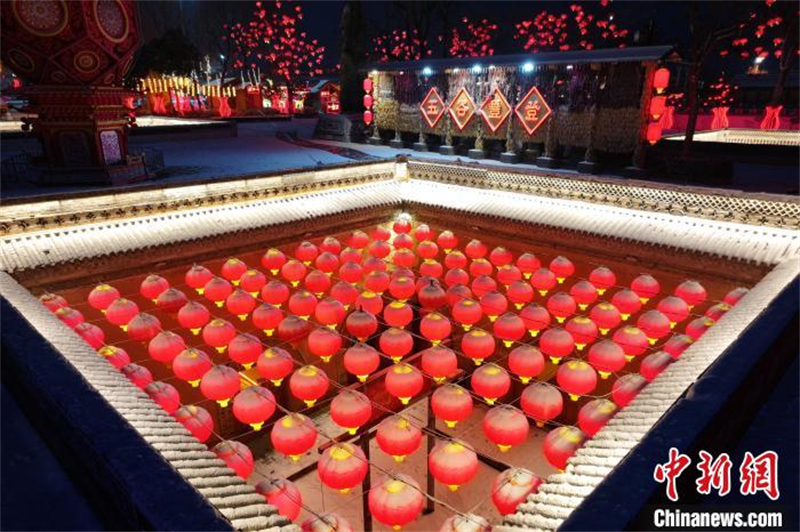 Henan: cavernas subterraneas decoradas com lanternas festivas
