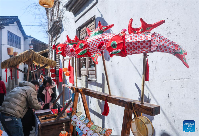 Puyuan Fashion Resort organiza atividades culturais para visitantes durante a Festa da Primavera