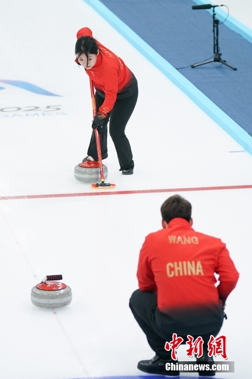Jogos Asiáticos de Inverno de Harbin: equipe da China vence Cazaquist?o na primeira etapa de curling duplo misto
