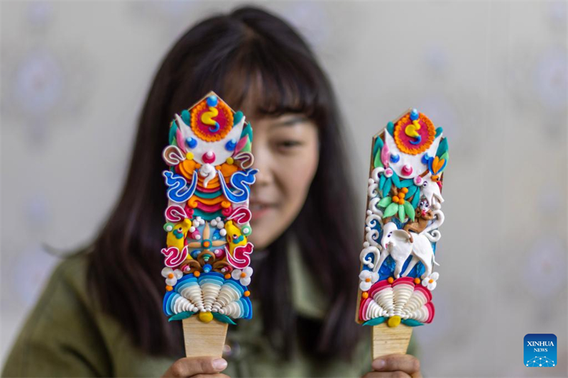 Esculturas de manteiga ganham popularidade em Lhasa, com aproxima??o do Ano Novo Tibetano