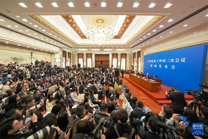 Mais alto órg?o consultivo político da China realiza coletiva de imprensa previamente à sess?o anual